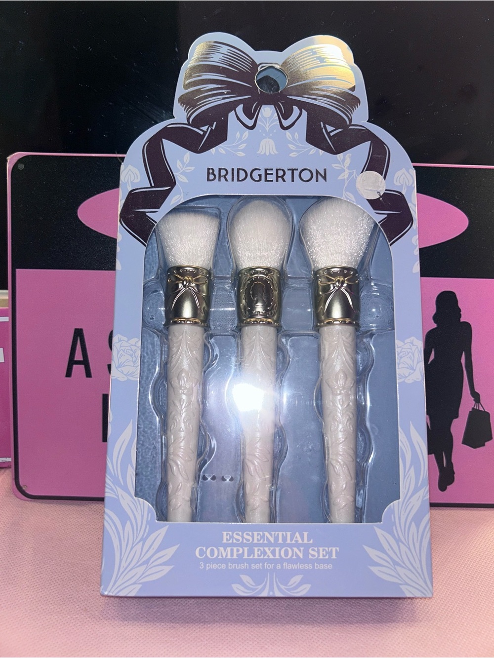 Bridgerton Three piece Makeup Cosmetic Brush Set - Picture 3 of 9
